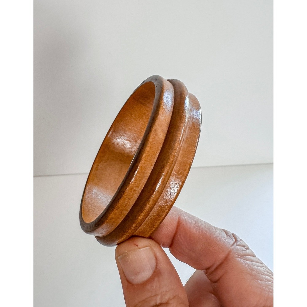 Vintage Wooden Bangle Bracelet – Warm Brown Ribbed Wide Statement Boho Minimal